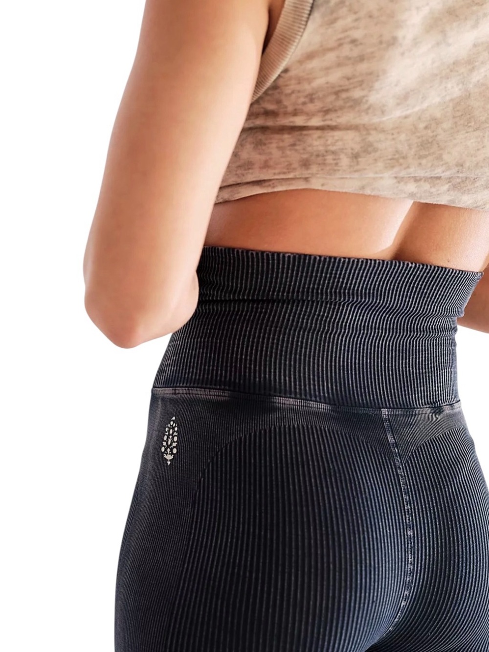 Free People Movement High-Waist Ribbed Leggings in Washed Black, size M